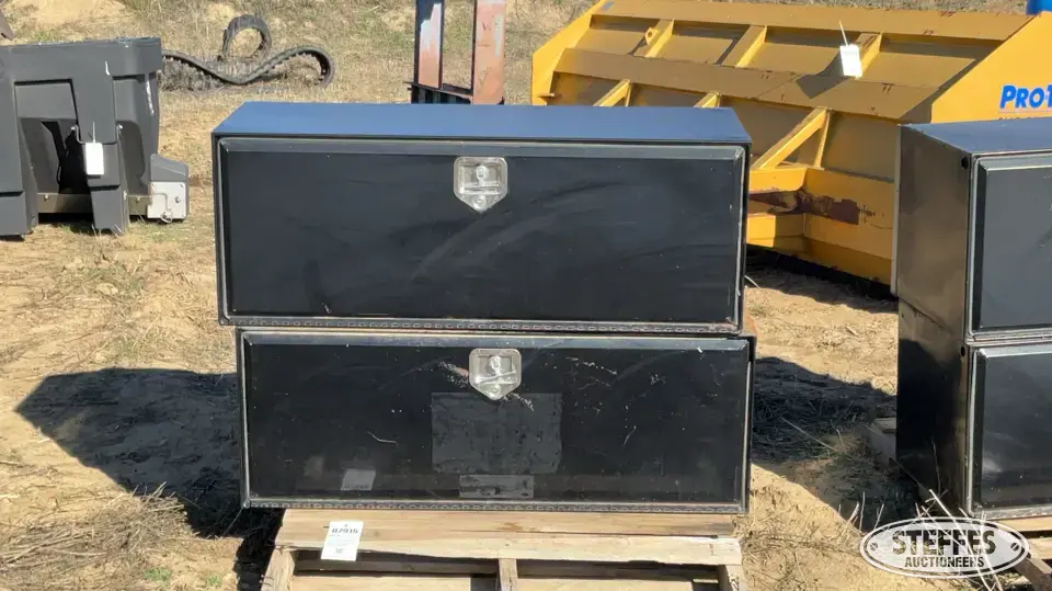 (2) Truck toolboxes Truck-Trailer Part