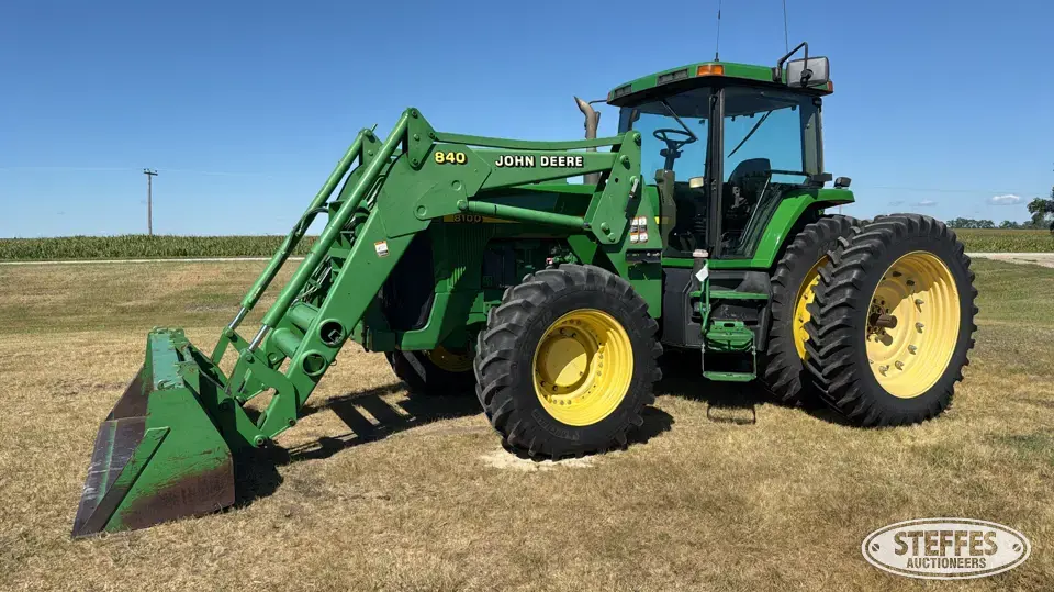 1998 John Deere 8100 MFWD Tractor