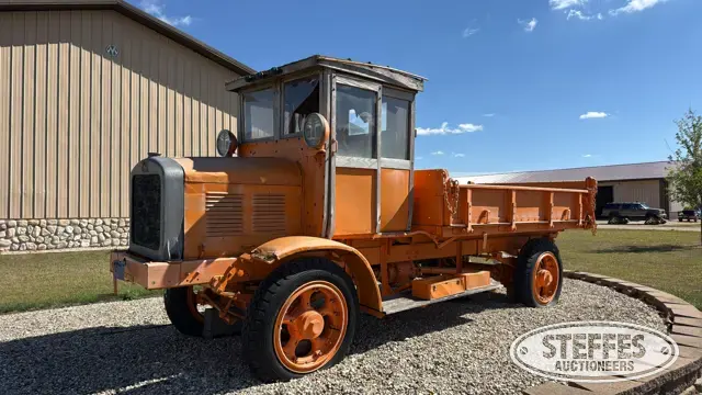 Four Wheel Drive Auto Co. ULY