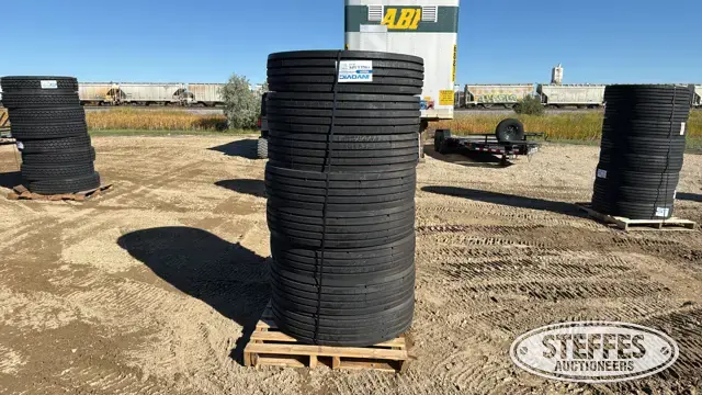 (8) Invovic FM591 11R22.5 tires