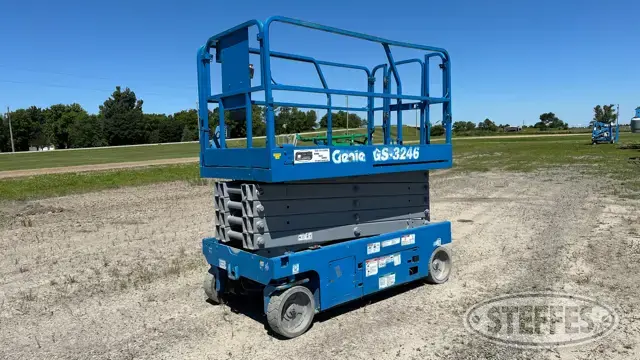 2016 Genie 3246