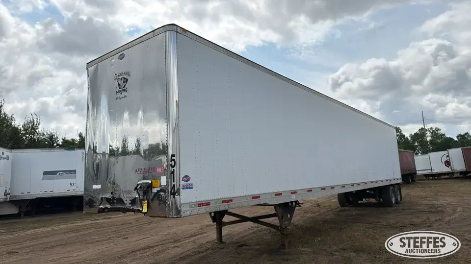 2010 Utility VS2DX Van Trailer