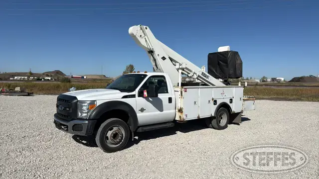 2012 Ford Super Duty F-550
