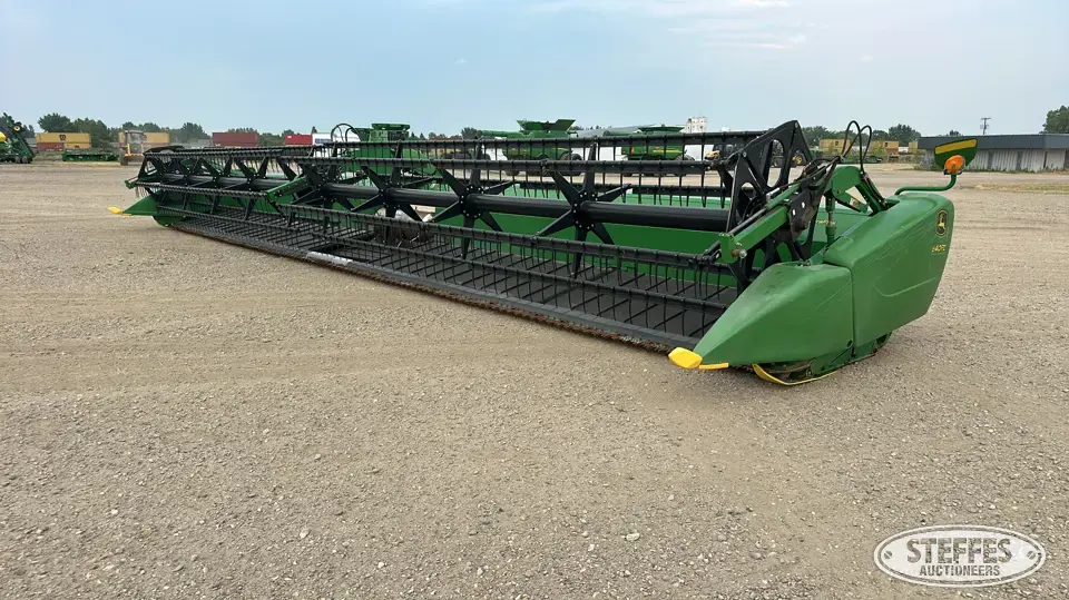2013 John Deere 640FD Draper Head