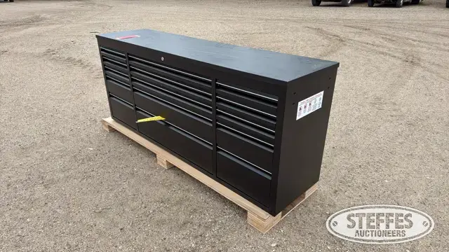 Tool cabinet