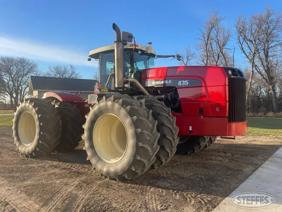 2011 Buhler Versatile 435 4WD Tractor