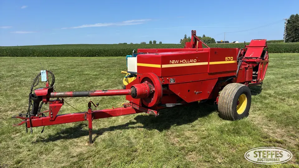 New Holland 570 Square Baler