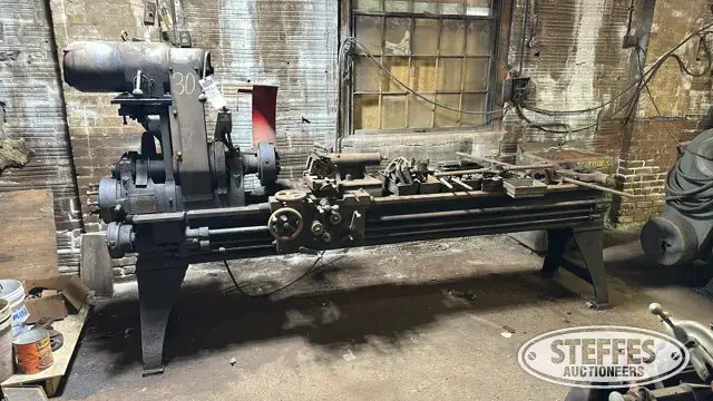 Hamilton Machine Tool Co. metal lathe