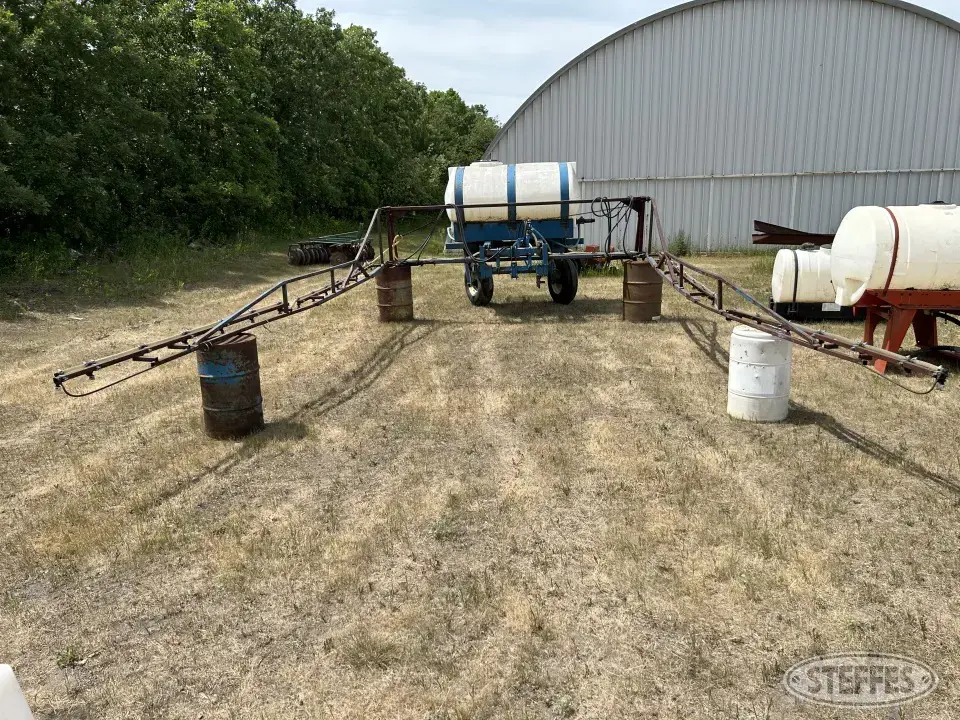 Shop-built 2 pt. sprayer Pull-Type Sprayer