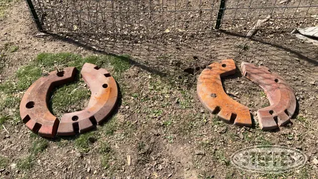 (4) International 1/2 Wheel Weights