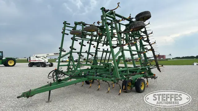 John Deere 980