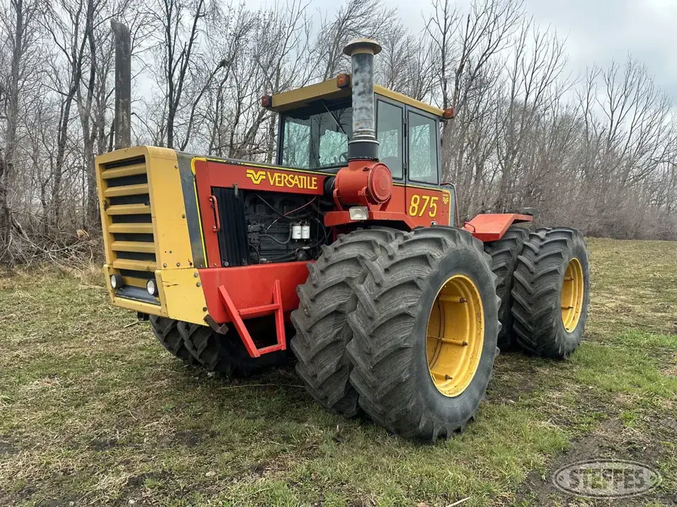 1980 Versatile 875 4WD Tractor