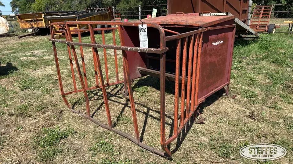Calf feeder Feeders and Bunk