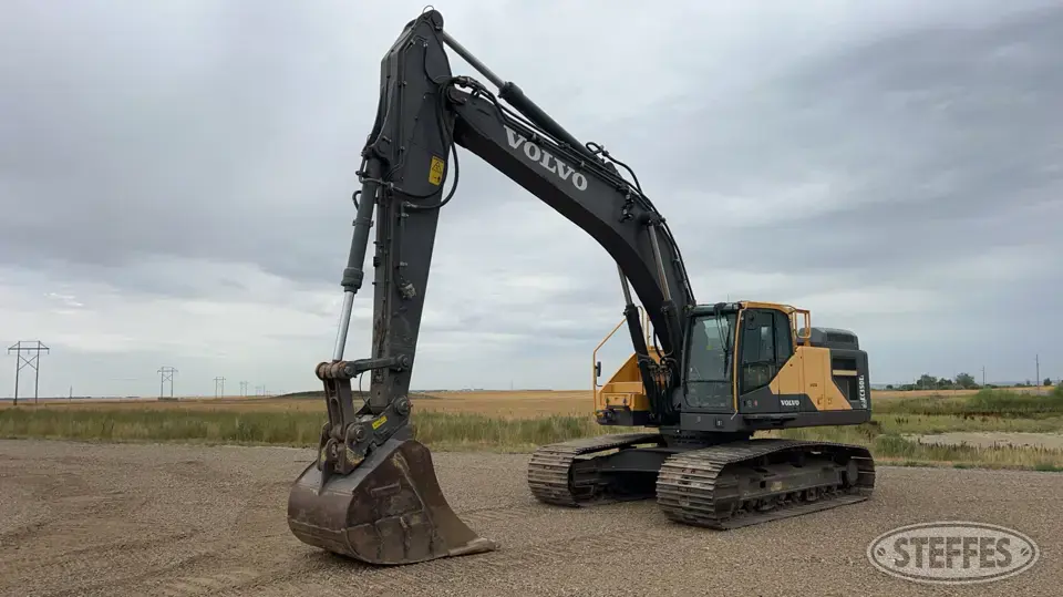 2015 Volvo EC350EL Excavator