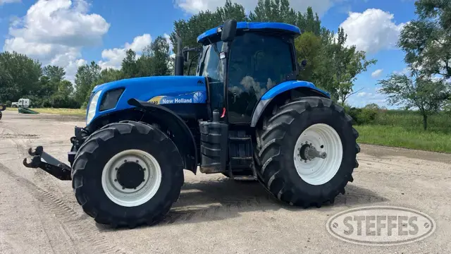 2008 New Holland T7040