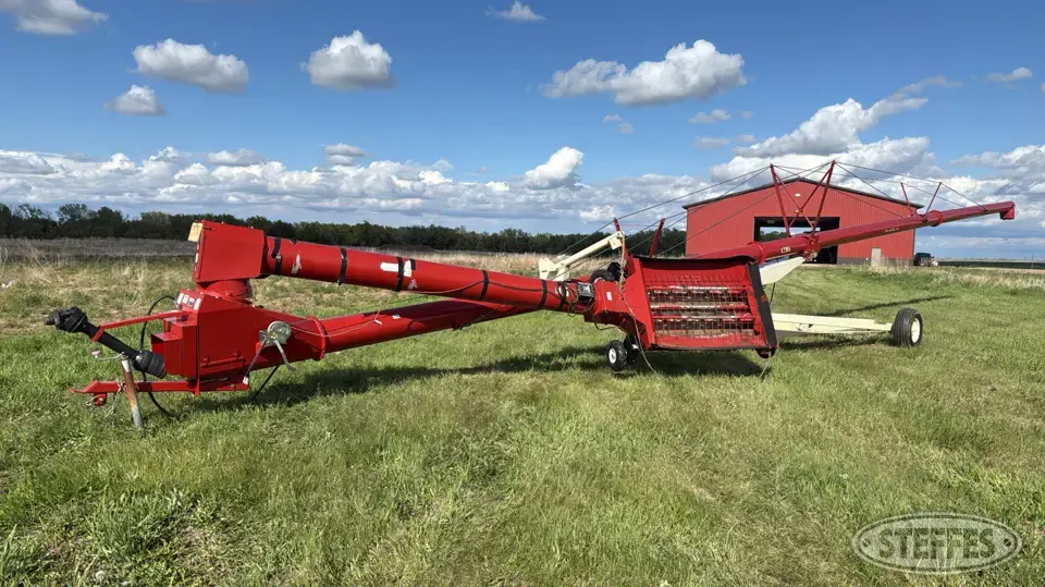 Buhler Farm King 1385 Swing Hopper Auger