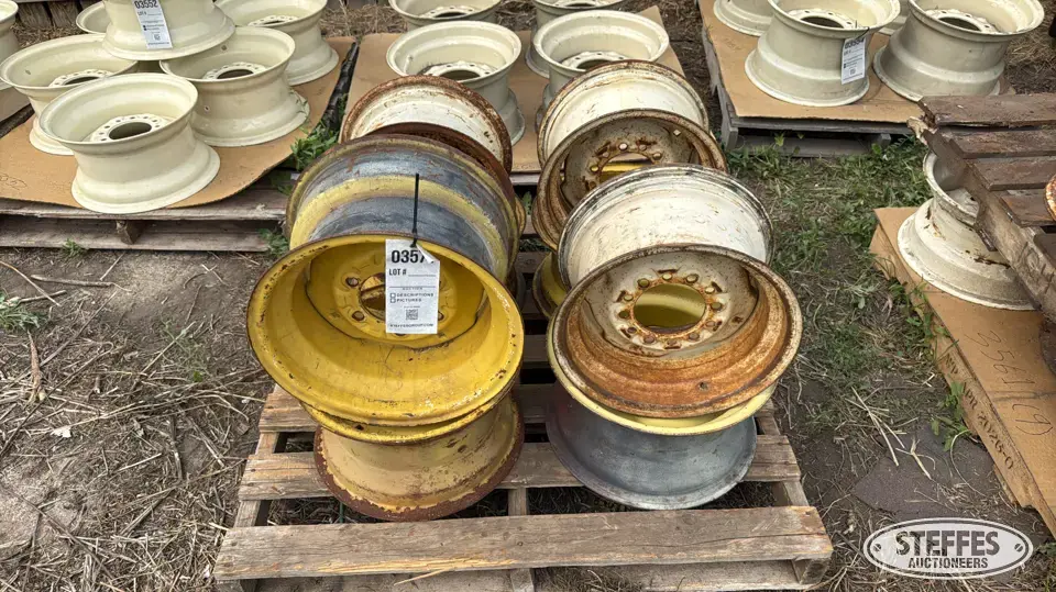 (8) Implement wheels Truck-Trailer Part