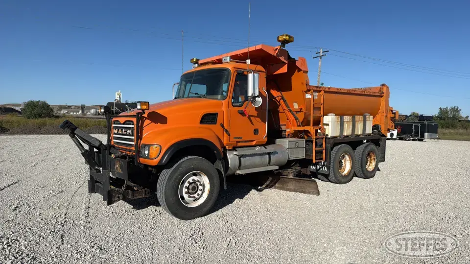 2003 Mack CV713 Granite Plow-Spreader Truck