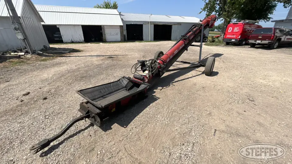 2013 Universal 1525 Belted Conveyor