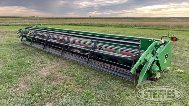 1995 John Deere 925