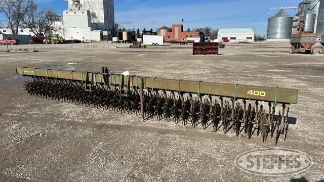 John Deere 400