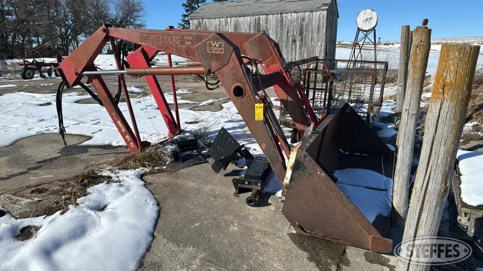 Westendorf All-Matic WL-42 Tractor Loaders and Attachment