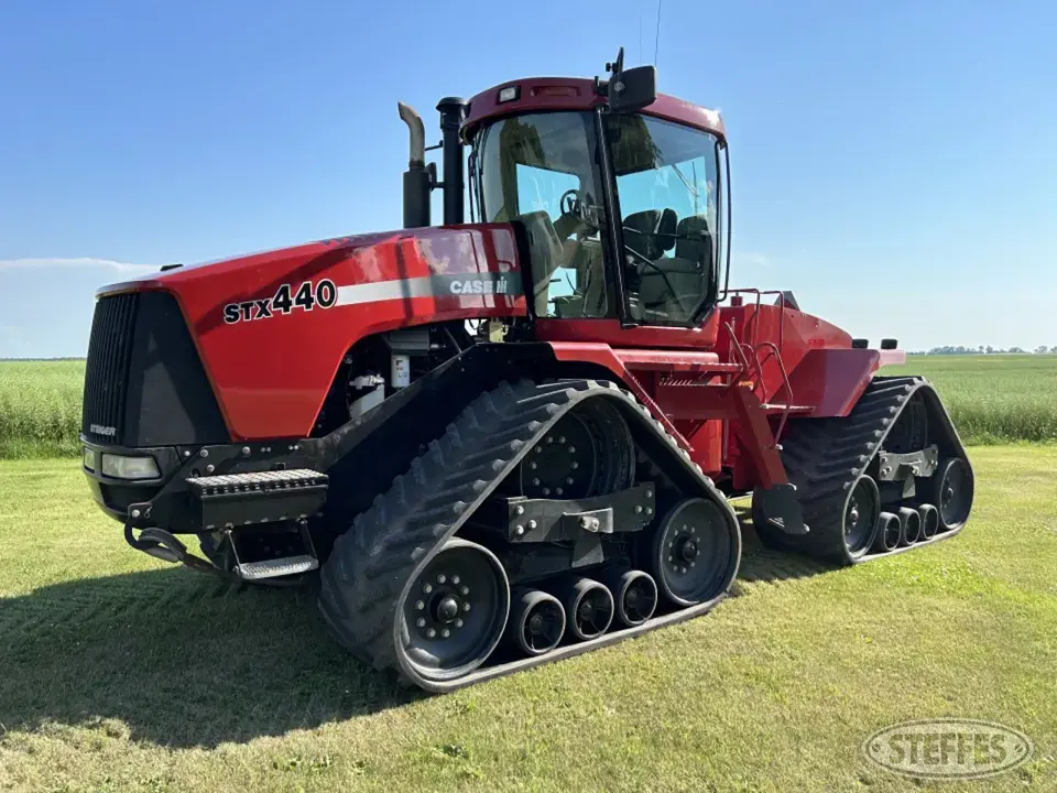2001 Case IH STX440 Track Tractor
