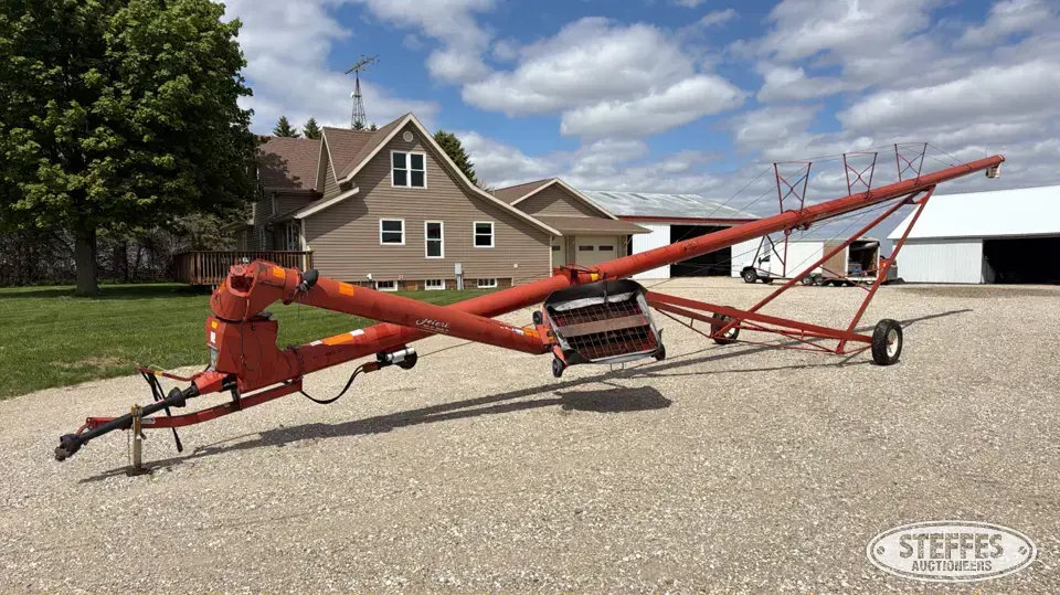 Feterl 1066 Swing Hopper Auger
