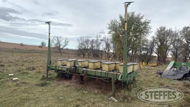 John Deere 7100