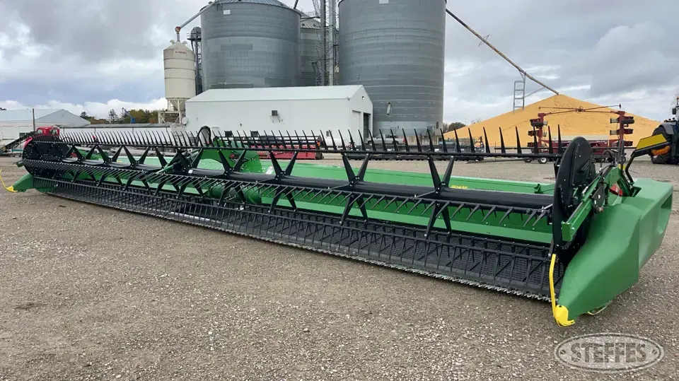 2023 John Deere RD45F Draper Head
