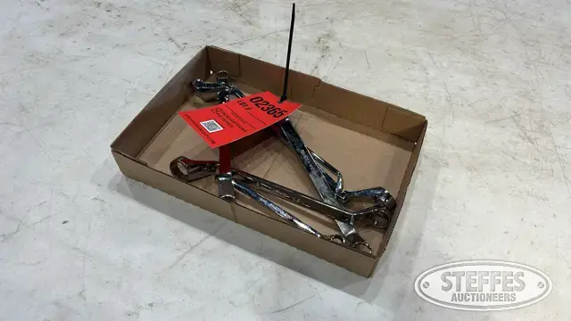 Snap-on wrenches