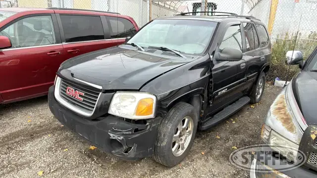 2004 GMC Envoy SLE