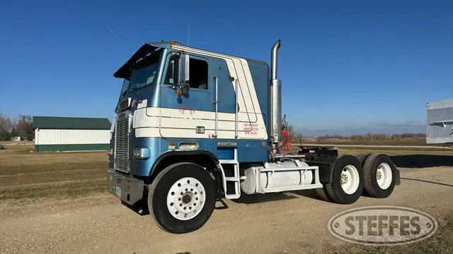 1988 Freightliner FLT966