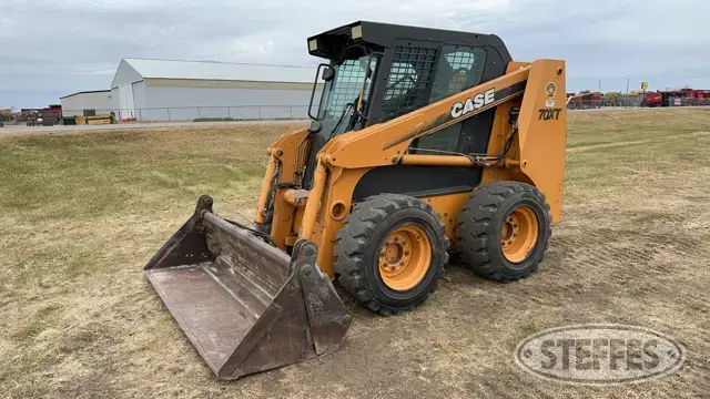 2002 Case 70XT