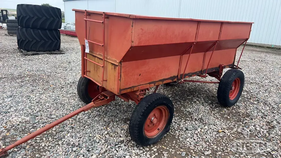 Flare box wagon Dump Cart