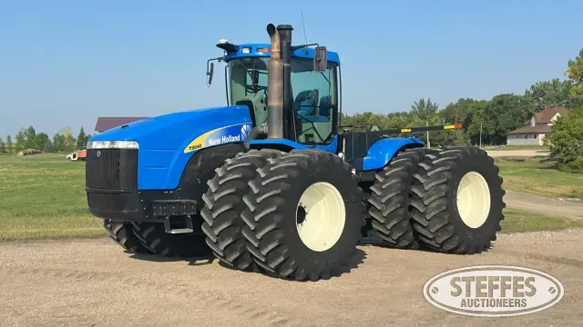 2009 New Holland T9040
