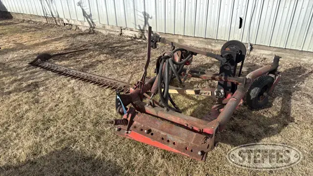 New Holland 120