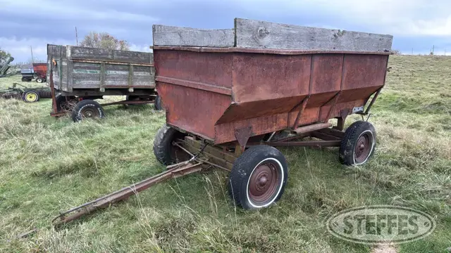 McCormick flare box wagon