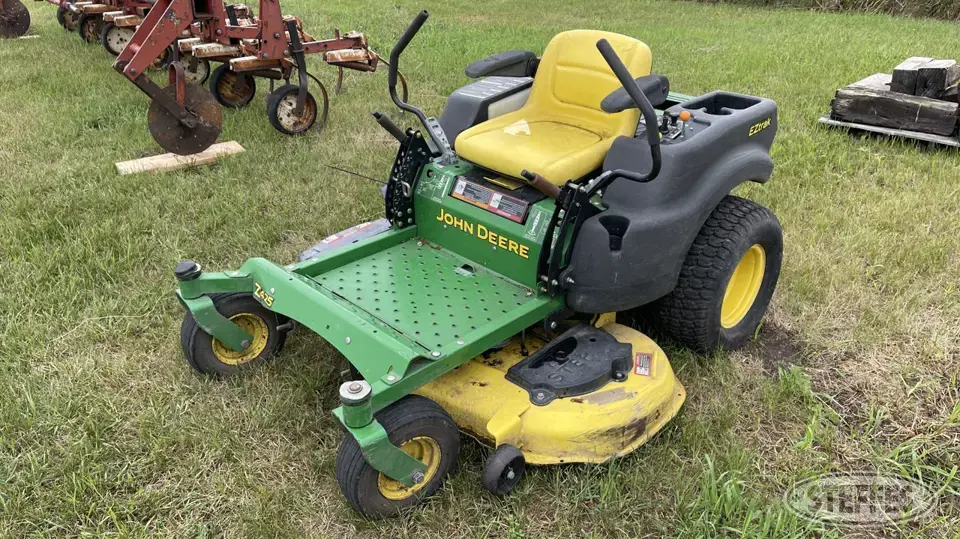 2007 John Deere Z425 Zero Turn Mower