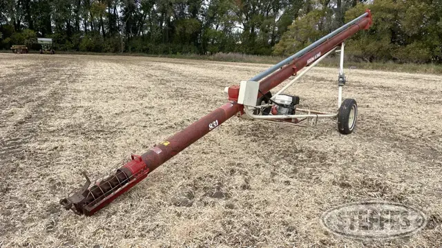 Farm King 831