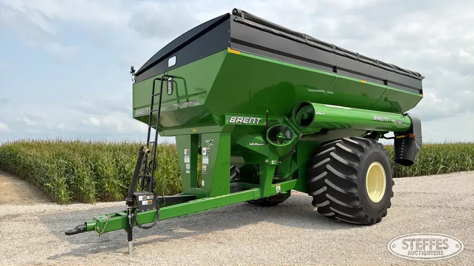 2011 Brent 1282 Grain Cart