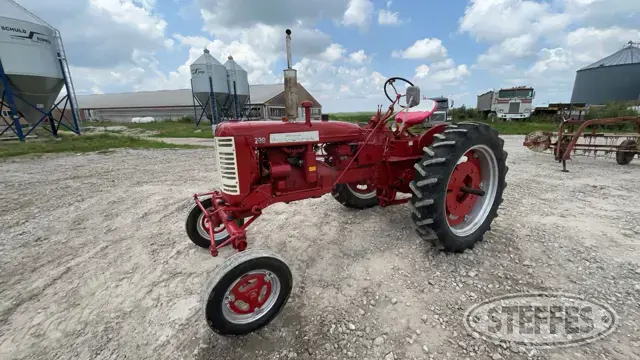 Farmall 230