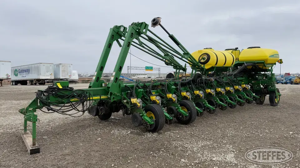 2009 John Deere 1770NT 12 or More Row Planter