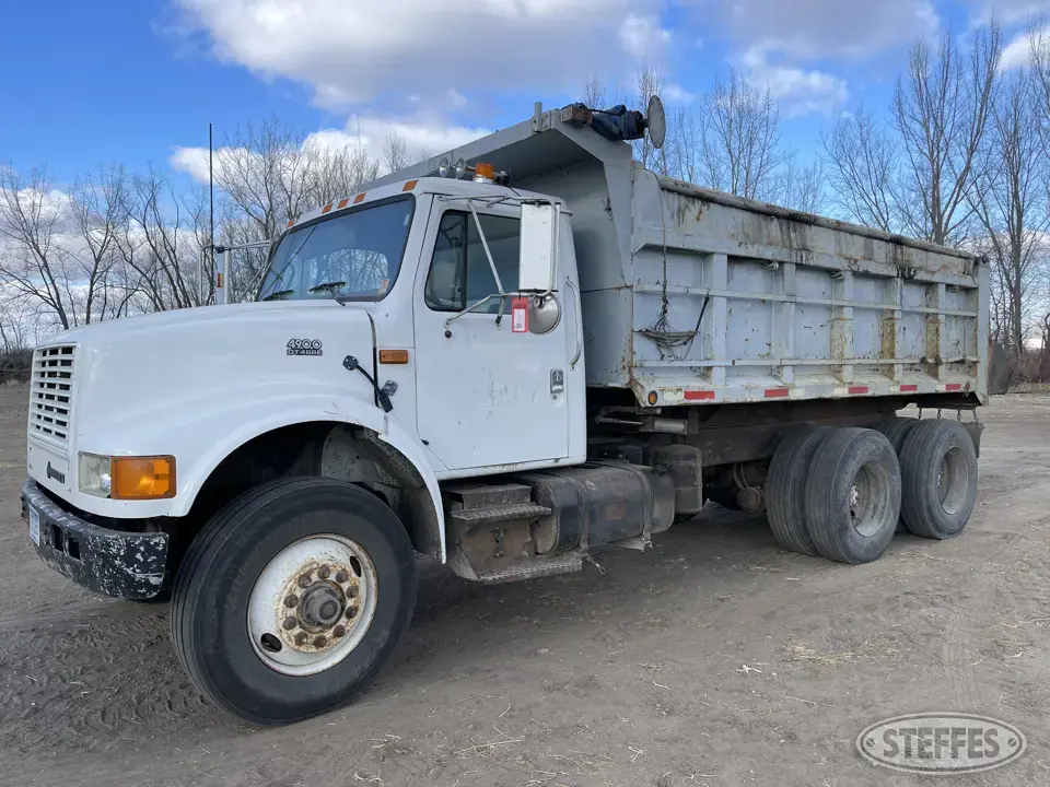 1996 International 4900 Dump Truck