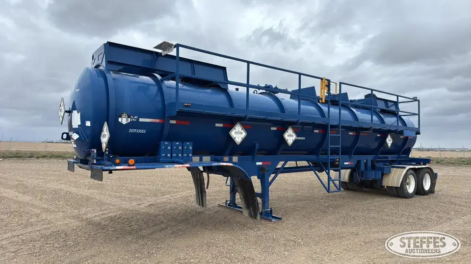 2010 Worley Welding DTT-123 5,001 gal. Tank Trailer