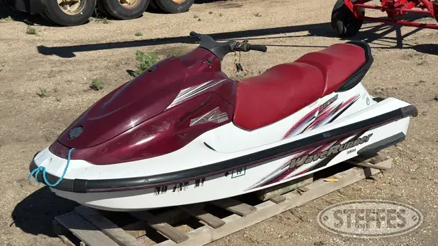1999 Yamaha WaveRunner XL700