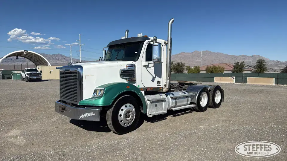 2013 Freightliner Coronado Conventional Truck without Sleeper