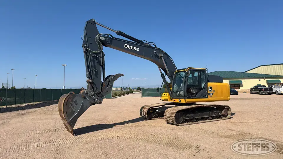 2023 Deere 210P LC Excavator