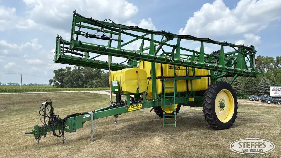 2005 Summers Ultra Supersprayer Pull-Type Sprayer