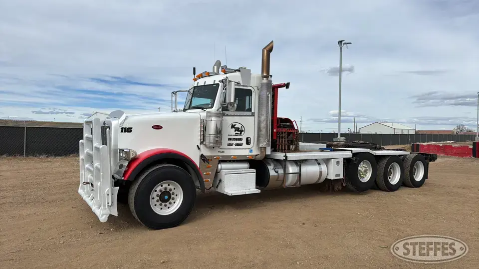 2013 Peterbilt 367 Specialty Truck